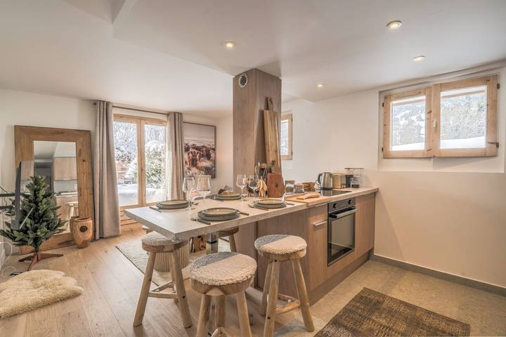 Gîte pour 4 personnes, avec terrasse, adapté aux familles à Demi-Quartier - 2