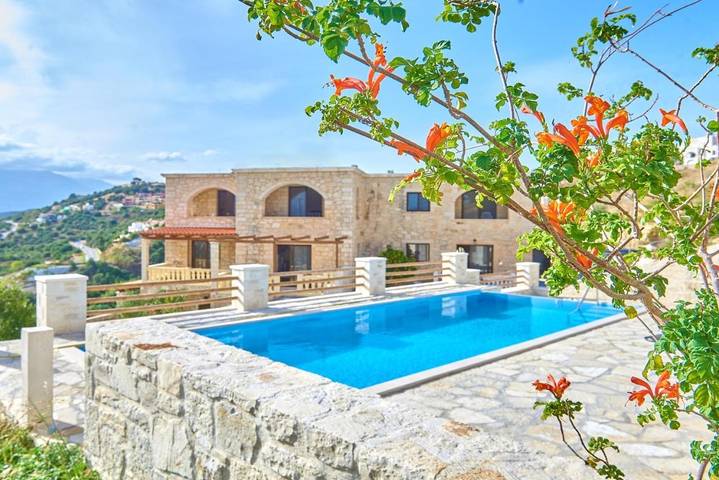 Gîte pour 3 personnes, avec jardin ainsi que piscine et vue dans Georgioupoli - 2