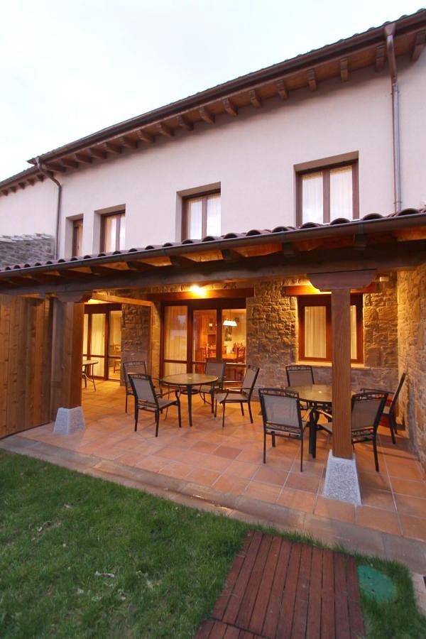 Casa de vacaciones para 16 personas, con vistas y jardín, Se admiten mascotas - 1