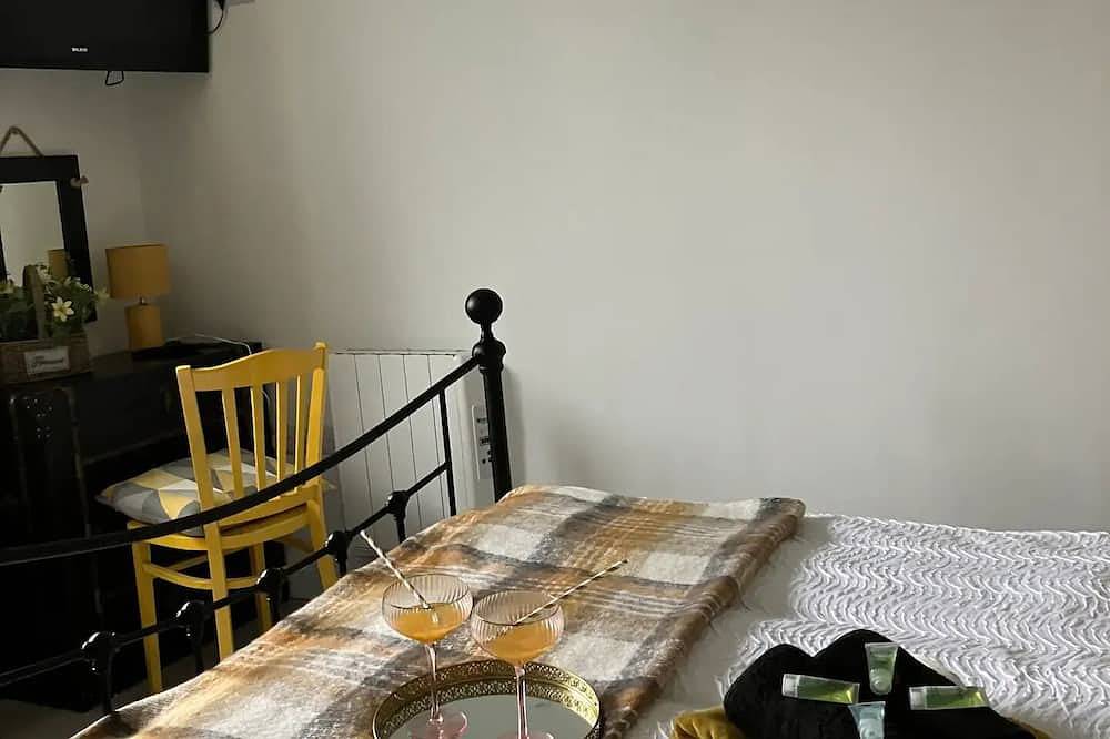 Entire apartment, Admar Cottage in County Cork