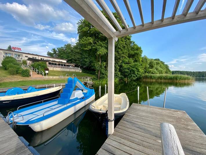 Hotel für 2 Personen, mit Sauna und Garten in Wusterhausen/Dosse
