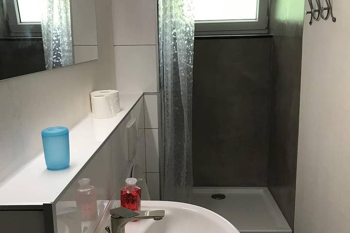 Gîte pour 4 personnes, avec terrasse à Owingen - 4