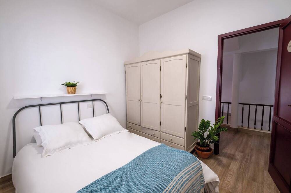 Casa Abuela To&ntilde;a by Huskalia | im Stadtzentrum in Los Llanos, Los Llanos de Aridane