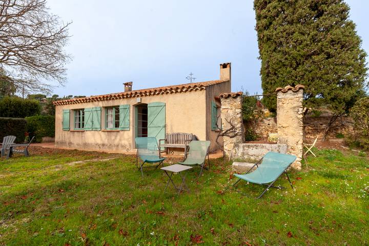 Ferienhaus für 4 Personen, mit Garten in Cassis