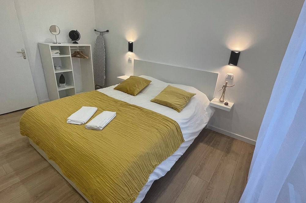 Entire apartment, 💫appartement 2 Pers- Wifi Fibre💫 in Corbeil-Essonnes, Essonne