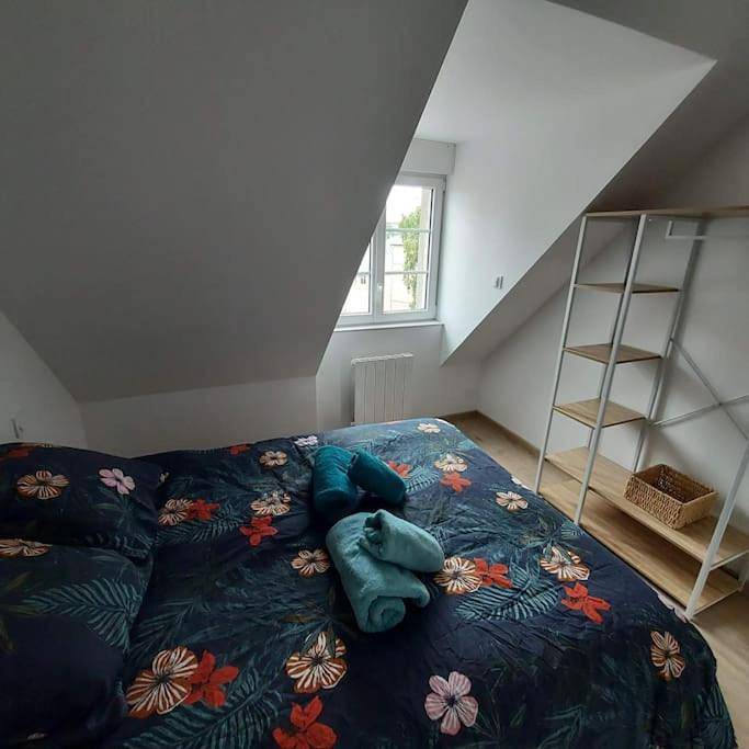 Appartement entier, One-Bedroom Apartment in Coutances, Région de Coutances