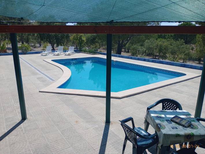 Casa de férias para 4 pessoas, com vista e jardim e ainda piscina em Coruche