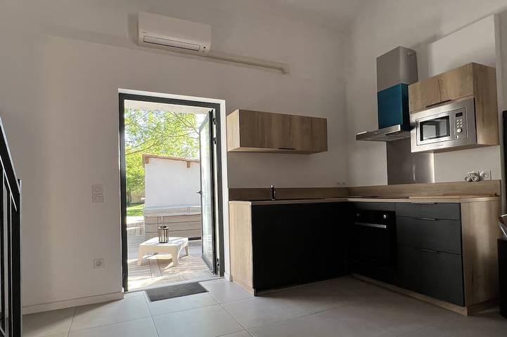 Gîte pour 4 personnes, avec jacuzzi ainsi que piscine et jardin à Combaillaux - 2