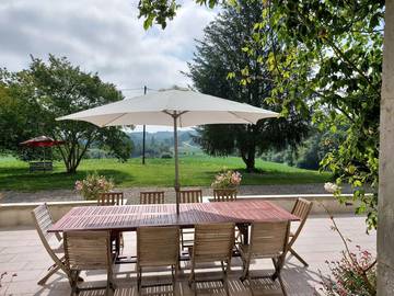 Gîte pour 10 personnes, avec terrasse et jardin à Bergouey