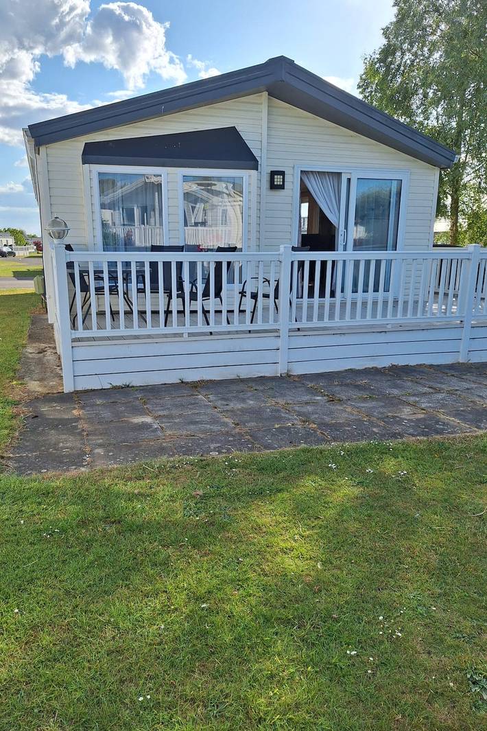 Cottage for 6 people, with pool and balcony, with pets in Hunstanton