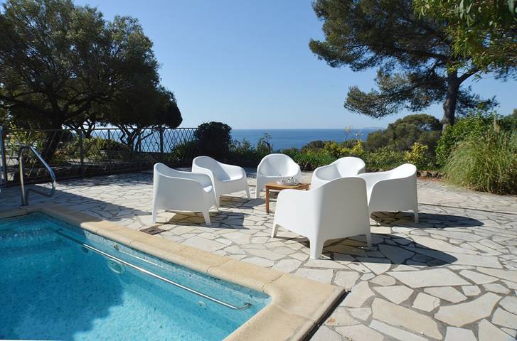Gîte pour 6 personnes, avec piscine dans Plage de Gigaro - 2