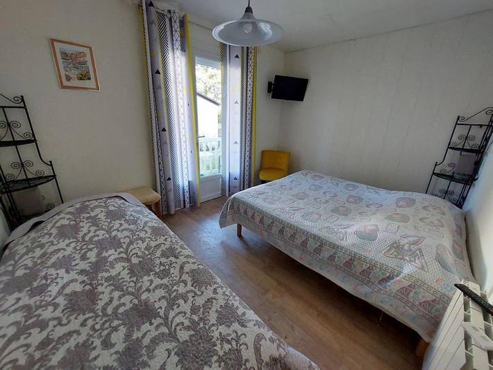 Hôtel pour 4 personnes, avec vue et jardin à Saint-Paul-de-Loubressac - 3