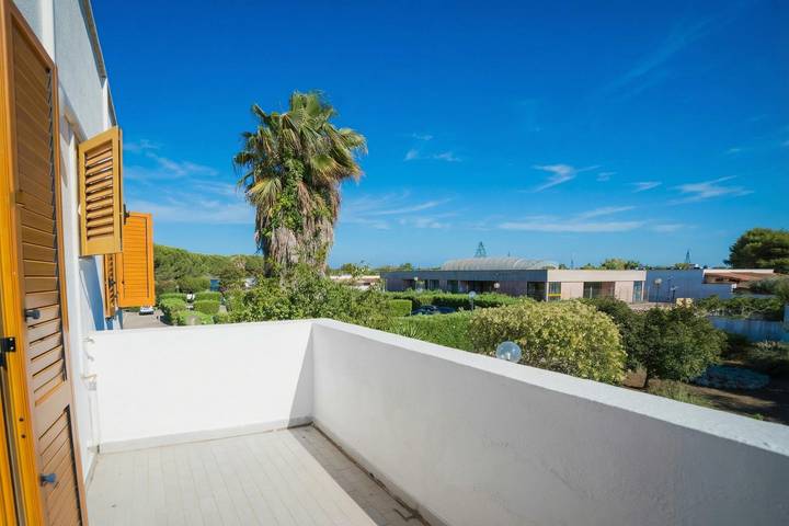 Entire apartment, Villetta Fresca With Garden Near The Sea in Torre Dell'orso, Melendugno