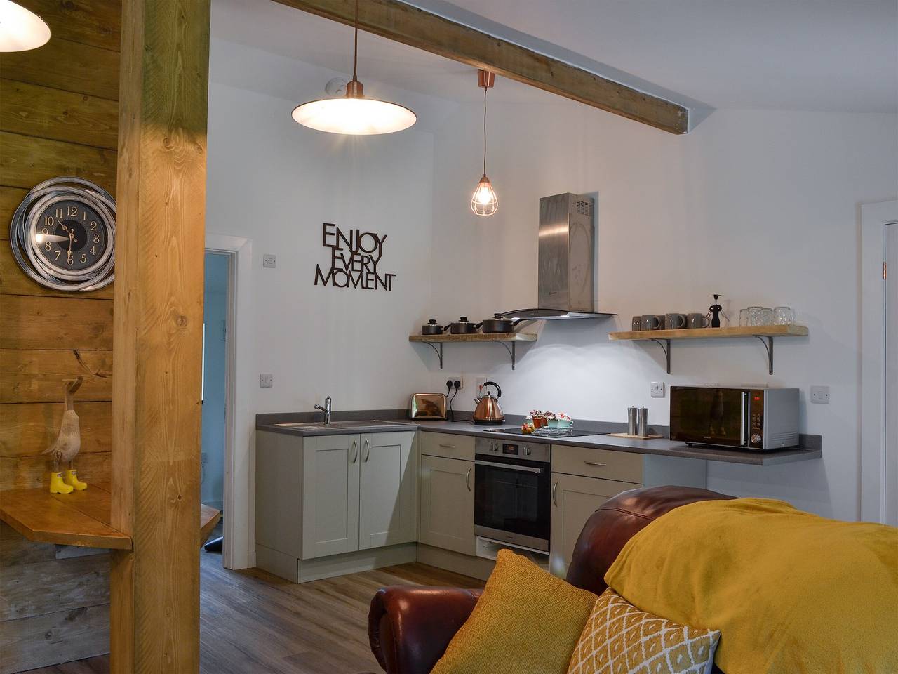 Dark Sky Lodge in Brecon Beacons