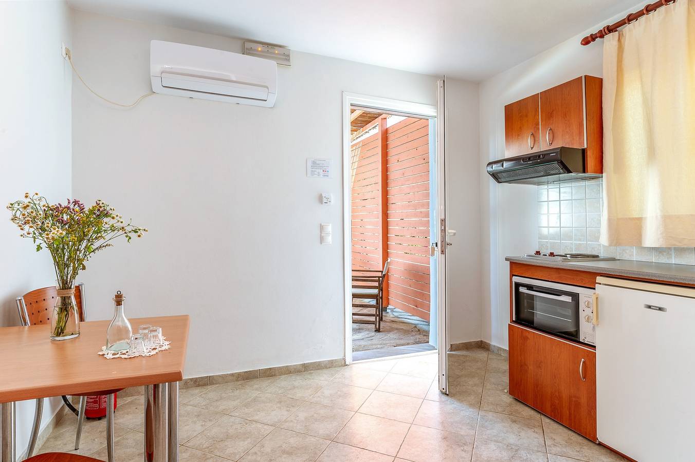 Casa vacanze 'Anemologio 204 Tinos' con vista sul mare, Wi-Fi e aria condizionata in Ormos Agiou Ioannou, Tino Grecia