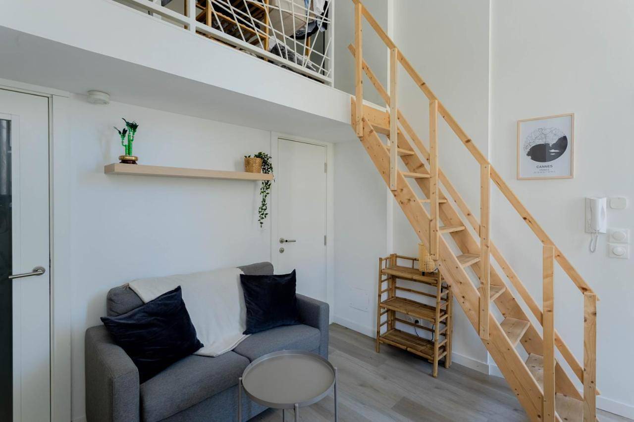 Appartement entier, Studio Cannes - Gare, Palais & Croisette à 5min à pied in Cannes, Côte méditerranéenne (France)