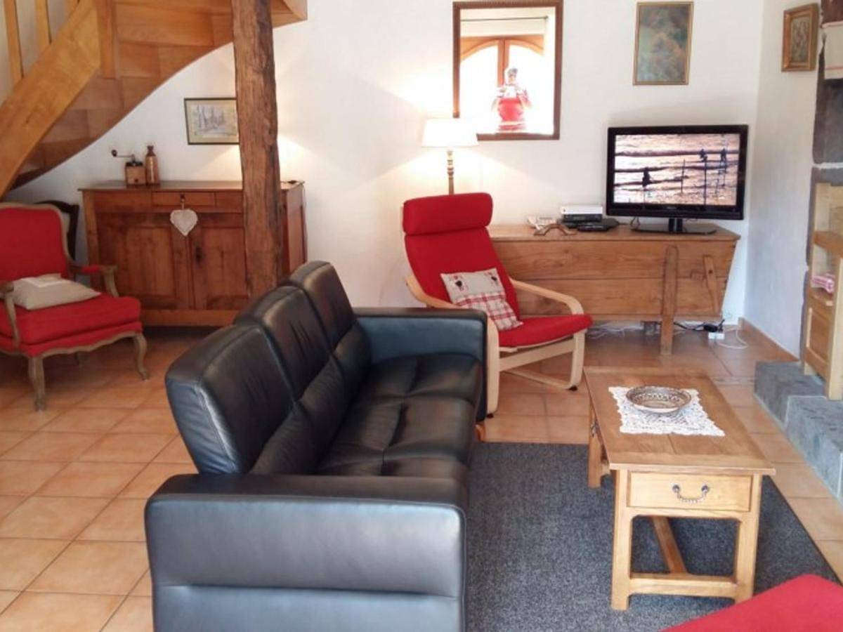 Holiday Home in Mandailles-Saint-Julien, Région d'Aurillac