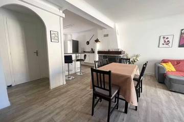 Gîte pour 6 personnes, avec terrasse à Vinça