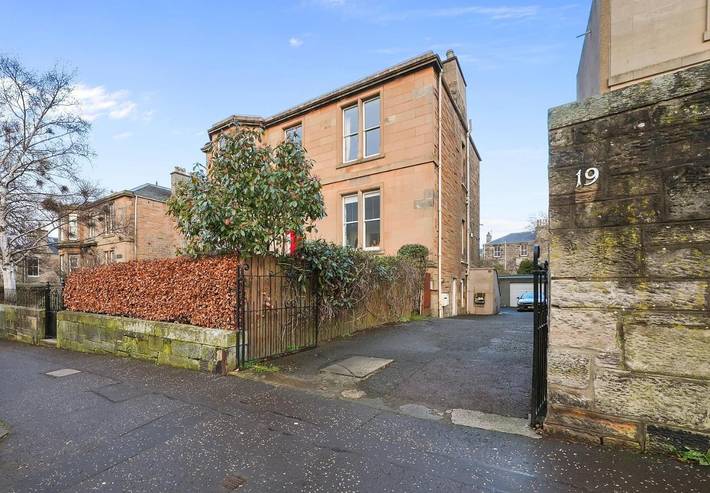 Holiday apartment for 2 people, with Garden in Edinburgh