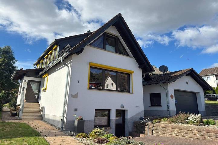 Ferienwohnung für 4 Personen, mit Pool in Frankenberg (Eder)