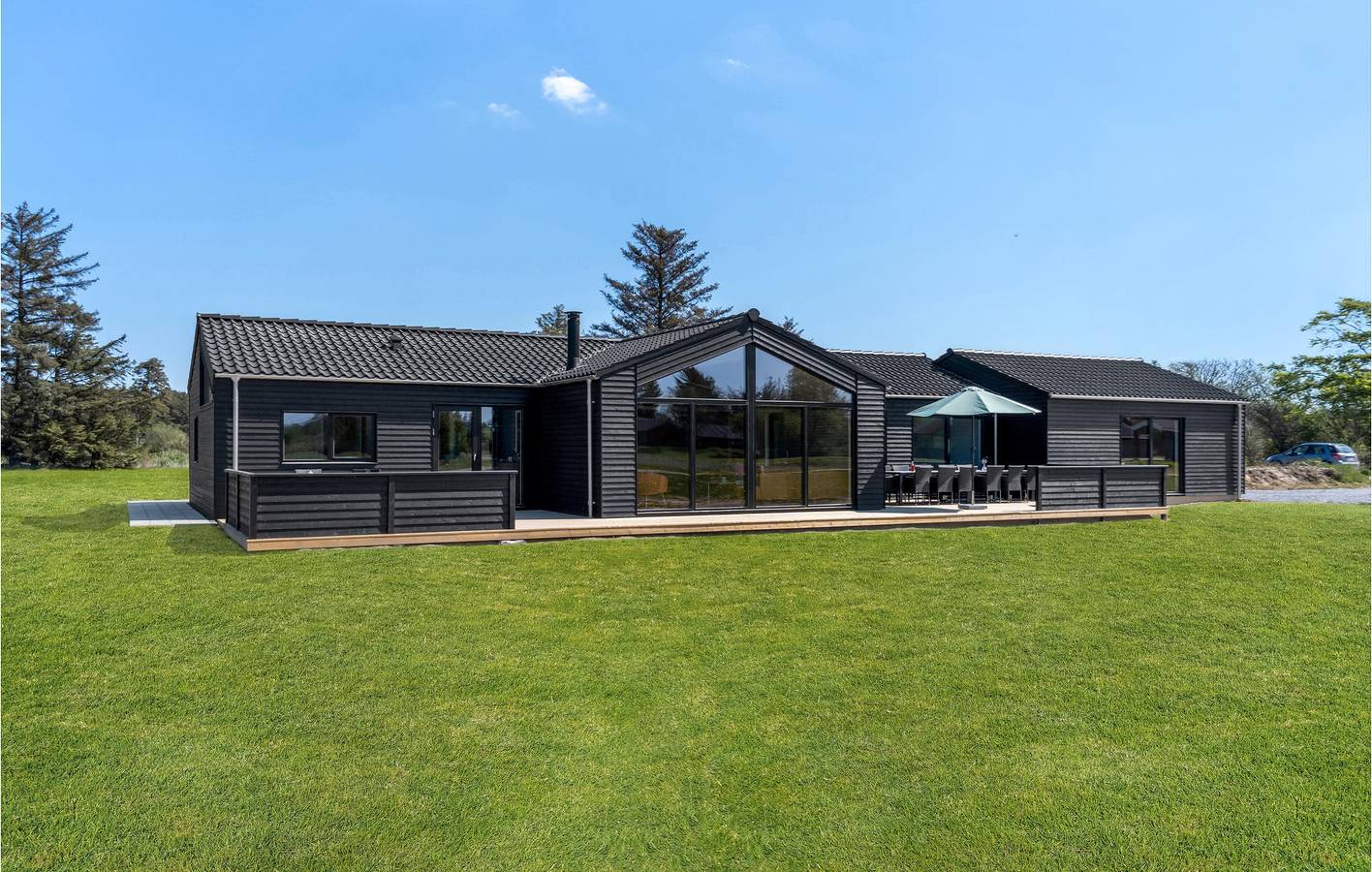 Feriehus for 16 personer med jacuzzi in Skallerup Klit, Hjørring Kommune