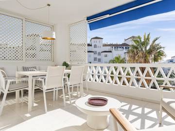 Holiday Apartment for 6 People in Nueva Andalucía, Marbella, Photo 3