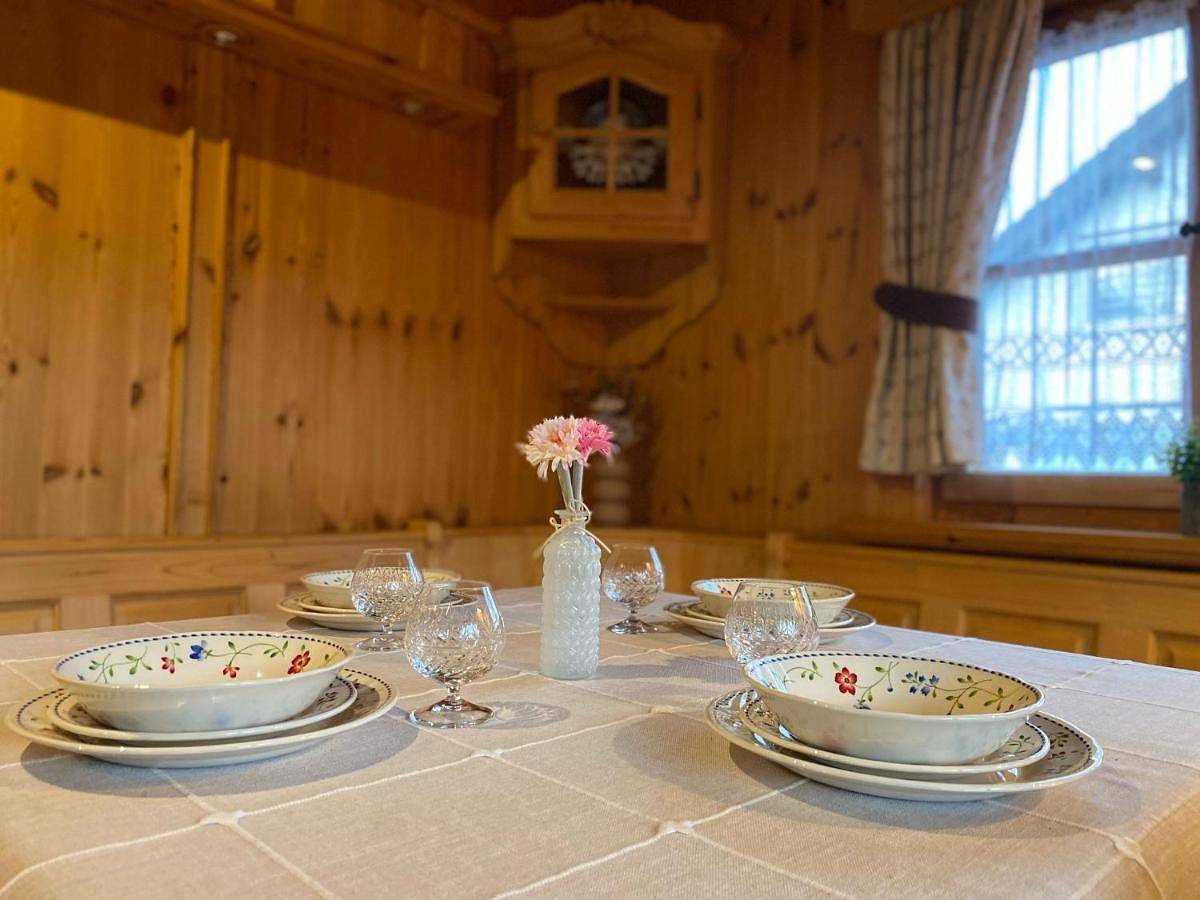 Ganze Wohnung, Einzigartiges Alpenstil Chalet mit Panoramablick in Reuschenbach, Hausen (Wied)