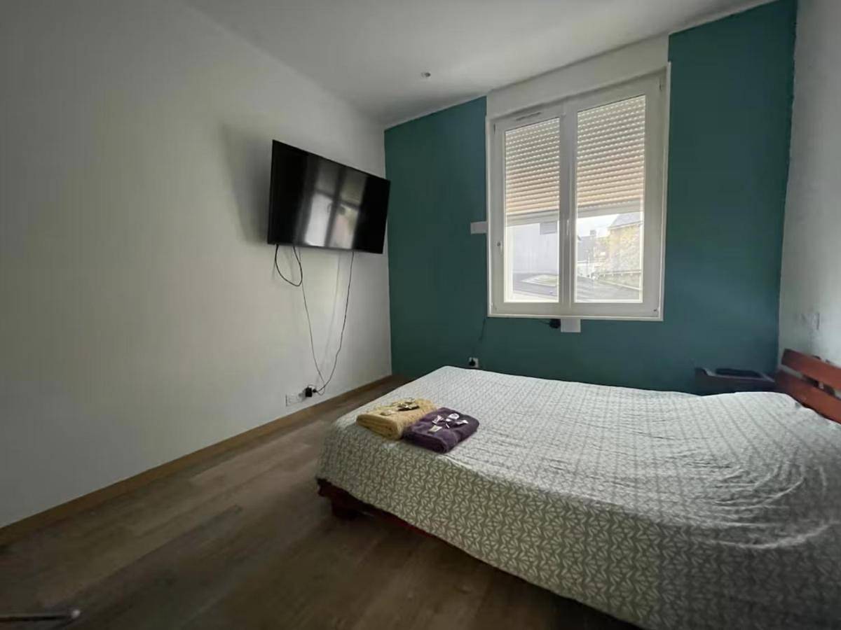 Appartement entier, Studio 2 au calme rénové 2023 Garage in Saint-Pierre-des-Corps, Région de Tours