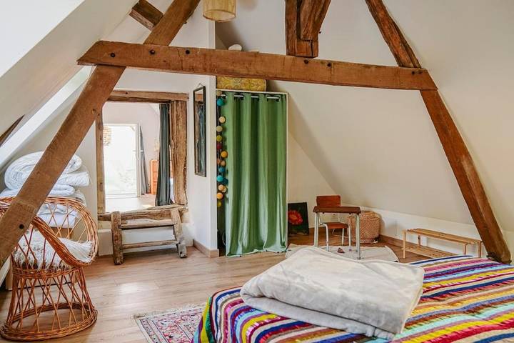 Location de vacances pour 7 personnes, avec terrasse, adapté aux familles à Bourbon-Lancy - 3