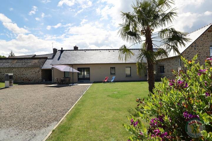 Gîte pour 4 personnes, avec Terrasse ainsi que Jardin et Vue