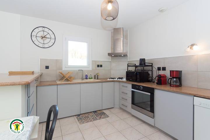 Gîte pour 6 personnes, avec jardin dans Lac de Paladru - 4