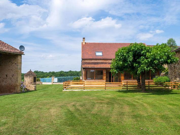 Location de vacances pour 6 personnes, avec Terrasse et Piscine à Saint-Romain-de-Monpazier