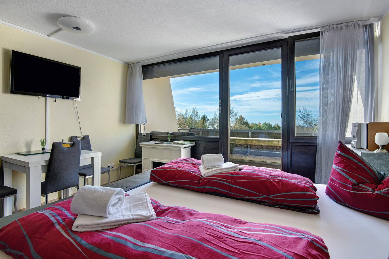 Entire apartment, Apartment 'Feuersalamander' with Mountain View, Shared Garden and Wi-Fi in Sankt Englmar, Eastern Bavaria