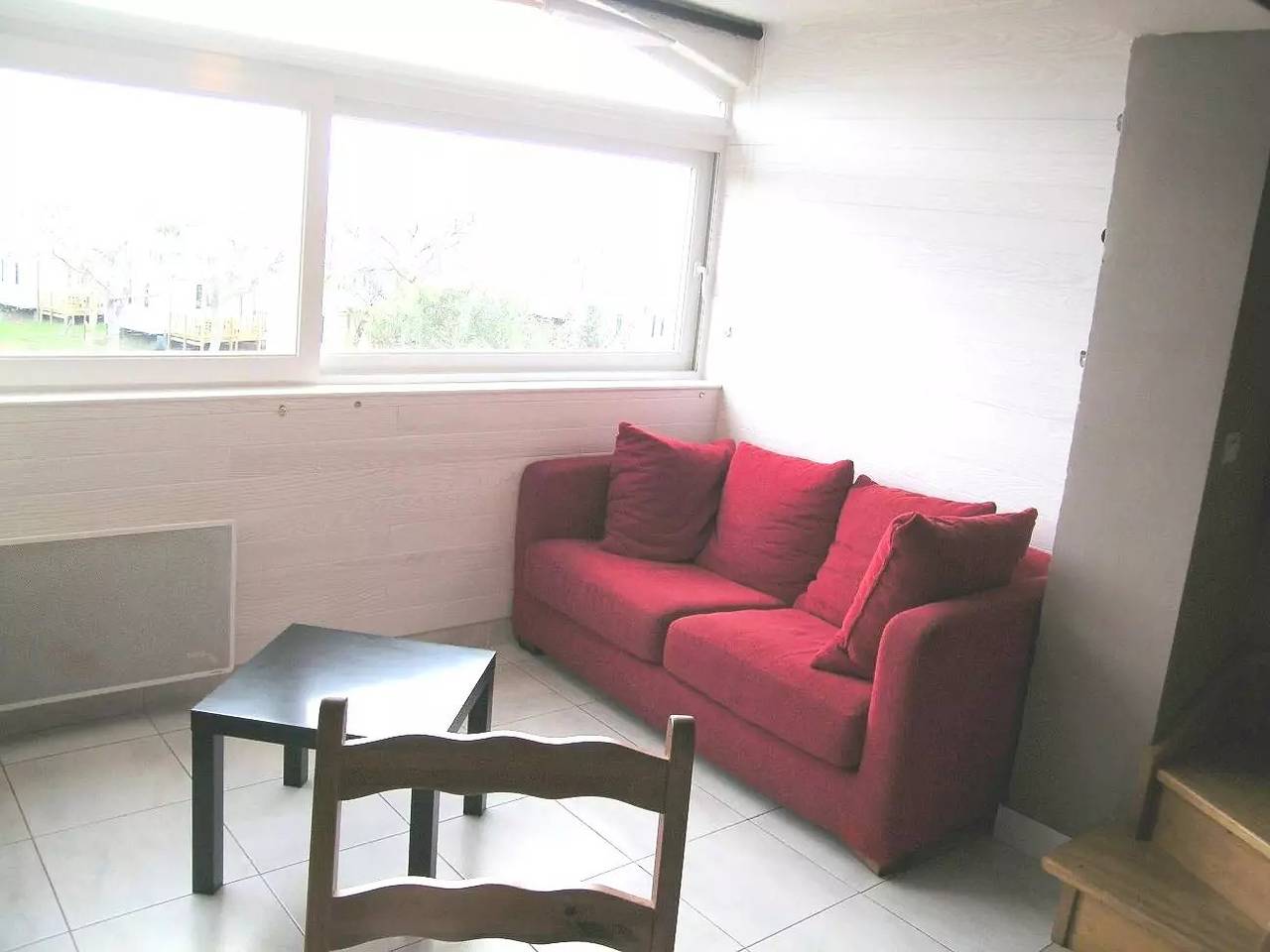Entire apartment, Charming duplex 200 m from the beach in Marseillan-Plage, Marseillan