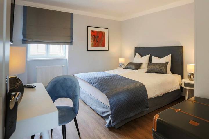 Hotel für 2 Personen, mit Garten und Ausblick in Landkreis Aichach-Friedberg