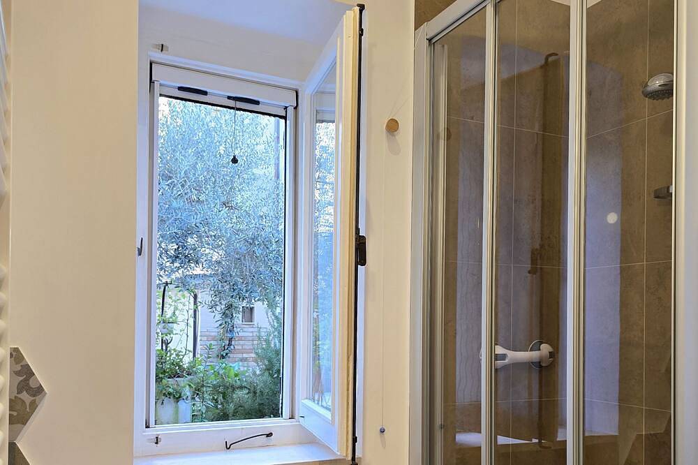 Appartamento intero, 60mq in centro con giardino | Casa Da Diego in Civitanova Marche, Costa Adriatica Marche