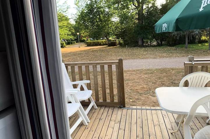 Camping pour 6 personnes, avec terrasse, animaux acceptés dans Nièvre - 4