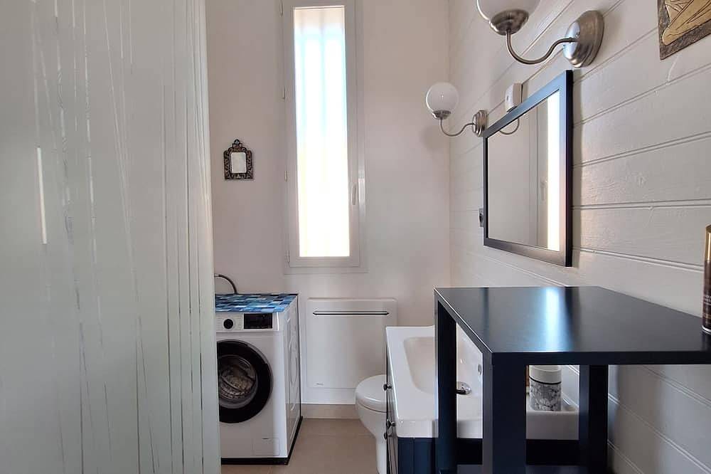 Appartement entier, Barule & Co, expériences et séjour inoubliable au pays de Daudet ! in Fontvieille, Région d'Arles