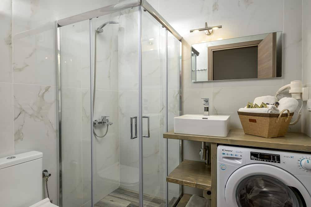 Appartamento intero, Deluxe two bedroom family apartment with kitchen and balcony in Preveza unità periferica