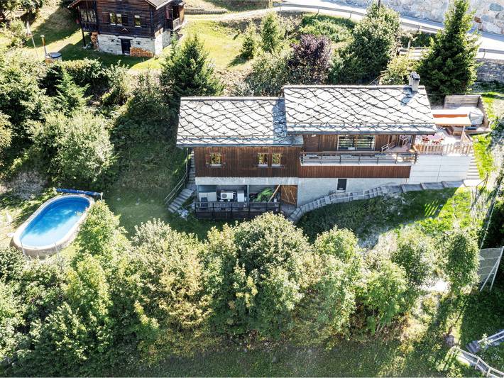Ferienhaus für 8 Personen, mit Terrasse und Garten im Wallis