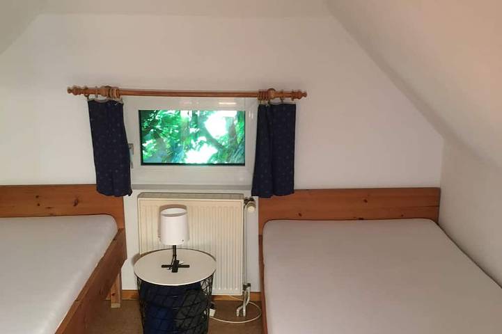 Ferienhaus für 6 Personen, mit Terrasse und Garten in Stadland - 2