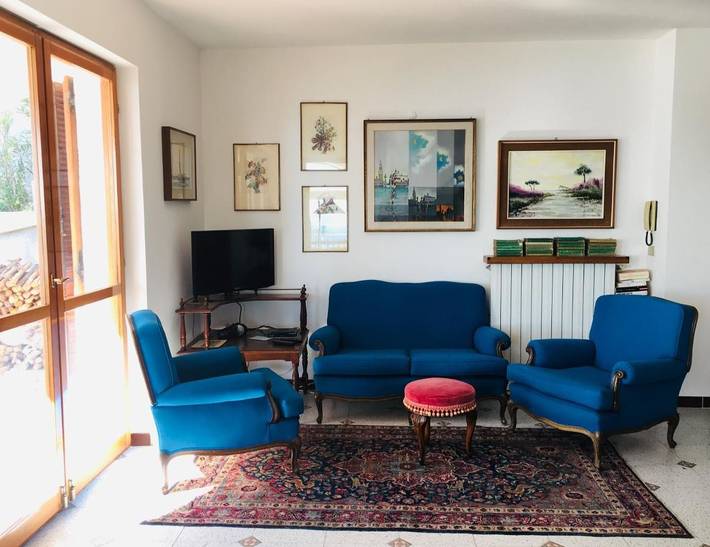 Villa pour 6 personnes, avec Balcon et Terrasse ainsi que Jardin et Vue à Imperia - 4