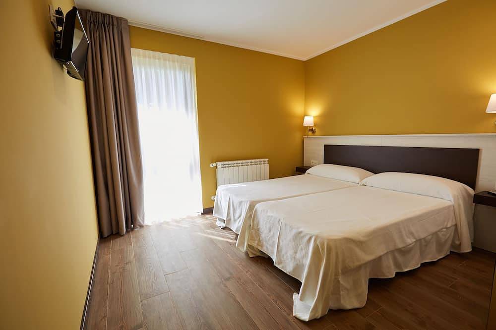 Apartamentos Rurales 'casa la Piedra', El Fresnu in Parres, Costa Verde (Spain)