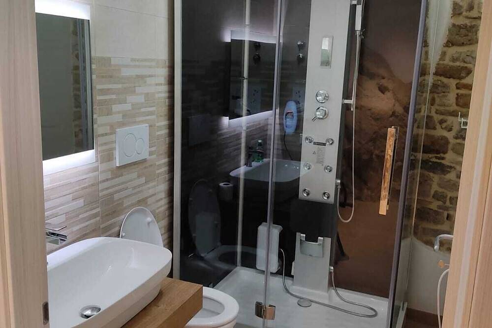 Wellness&Relax: New Hospitality Concept Unique Location, From A Rural Background in Pietramontecorvino, Foggia Province