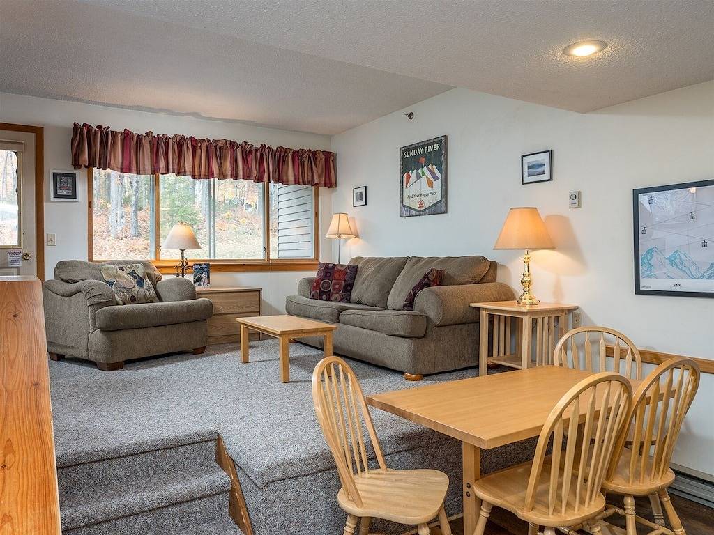 Sunrise | 1 Bed, 1 Bath in Newry, Sunday River