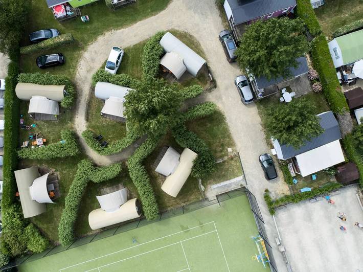 Camping für 6 Personen, mit Terrasse und Pool, mit Haustier in der Pays de la Loire - 3