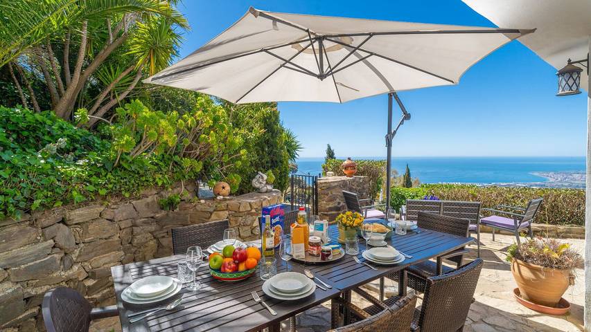 Finca für 8 Personen, mit Whirlpool und Balkon/Terrasse sowie Pool, mit Haustier in Sayalonga - 4
