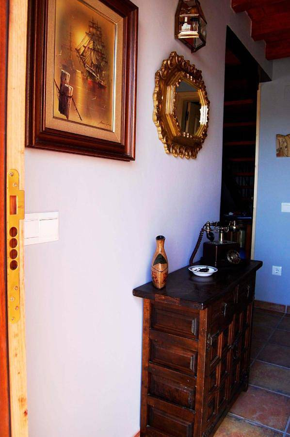 Casa de vacaciones para 5 personas, con jardín además de vistas y piscina, Se admiten mascotas en Comarca de Ávila - 2