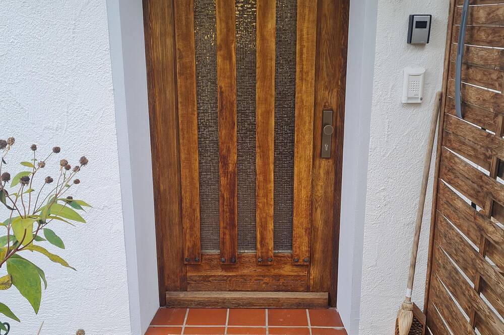 Ganze Wohnung, Erweiterbar mit Südbalkon in Rosenheim, Oberbayern