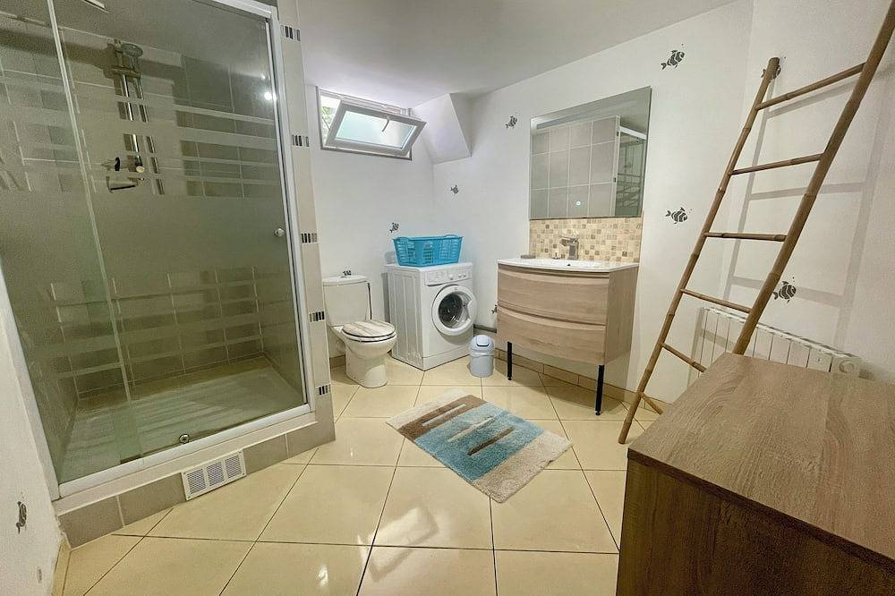 Appartement entier, Porticcio ground floor villa 70 m² 4/5 persons fully Air Conditioned in Porticcio, Grosseto-Prugna